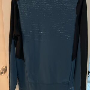 Champion Power Core Black and Blue Top